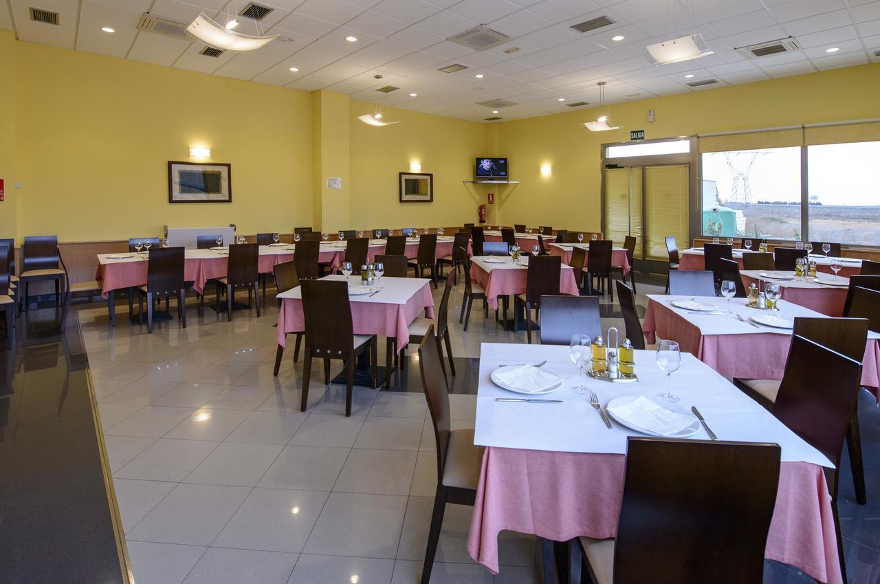 אל בורגו ראנרו Hotel Castillo El Burgo מראה חיצוני תמונה