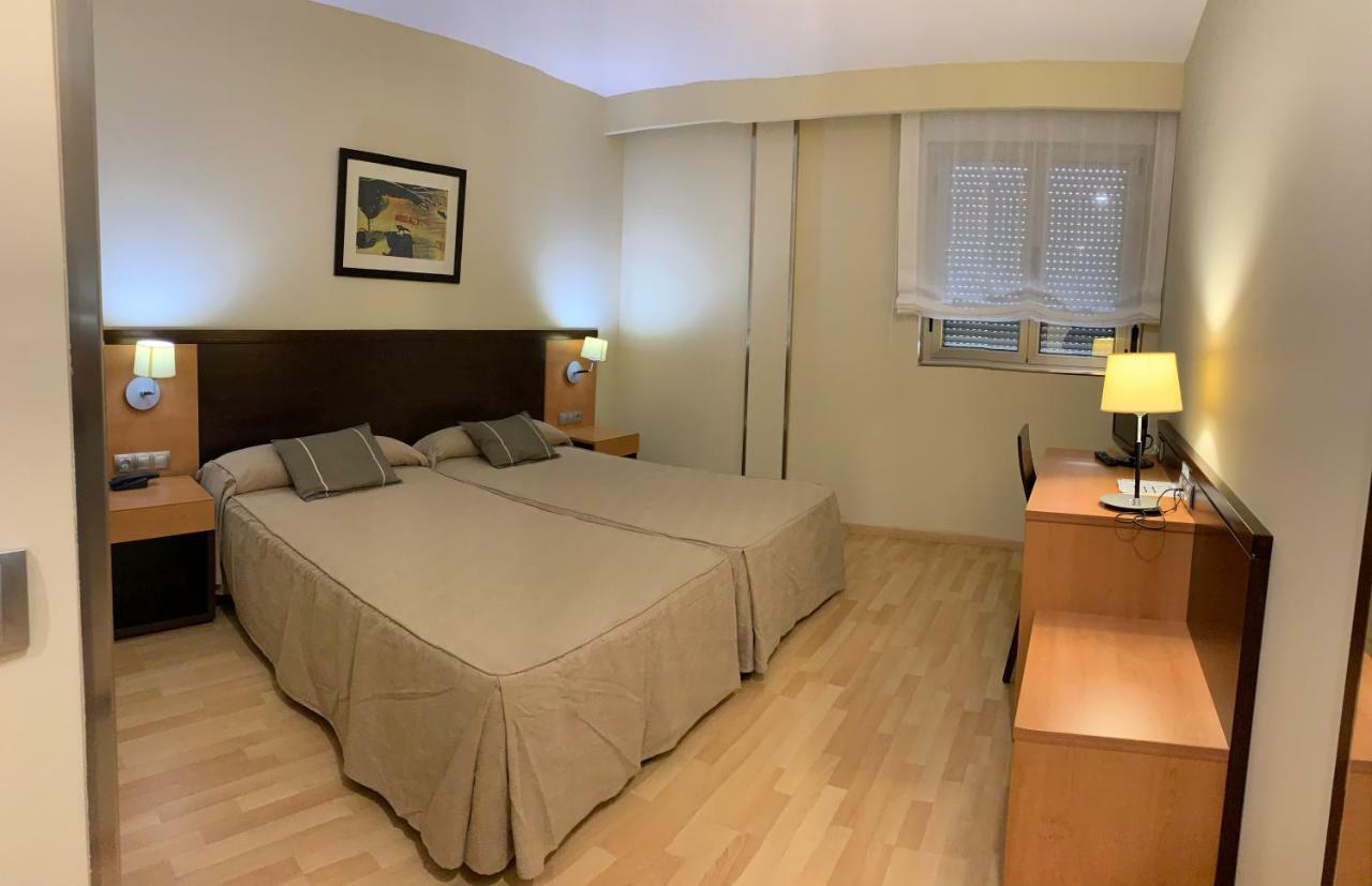 אל בורגו ראנרו Hotel Castillo El Burgo מראה חיצוני תמונה